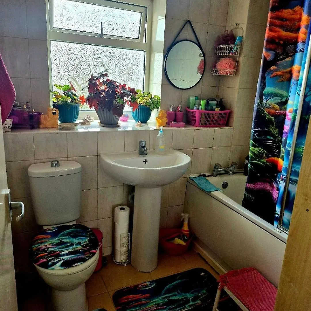 Private Room N 4 Nottingham 0*,  United Kingdom