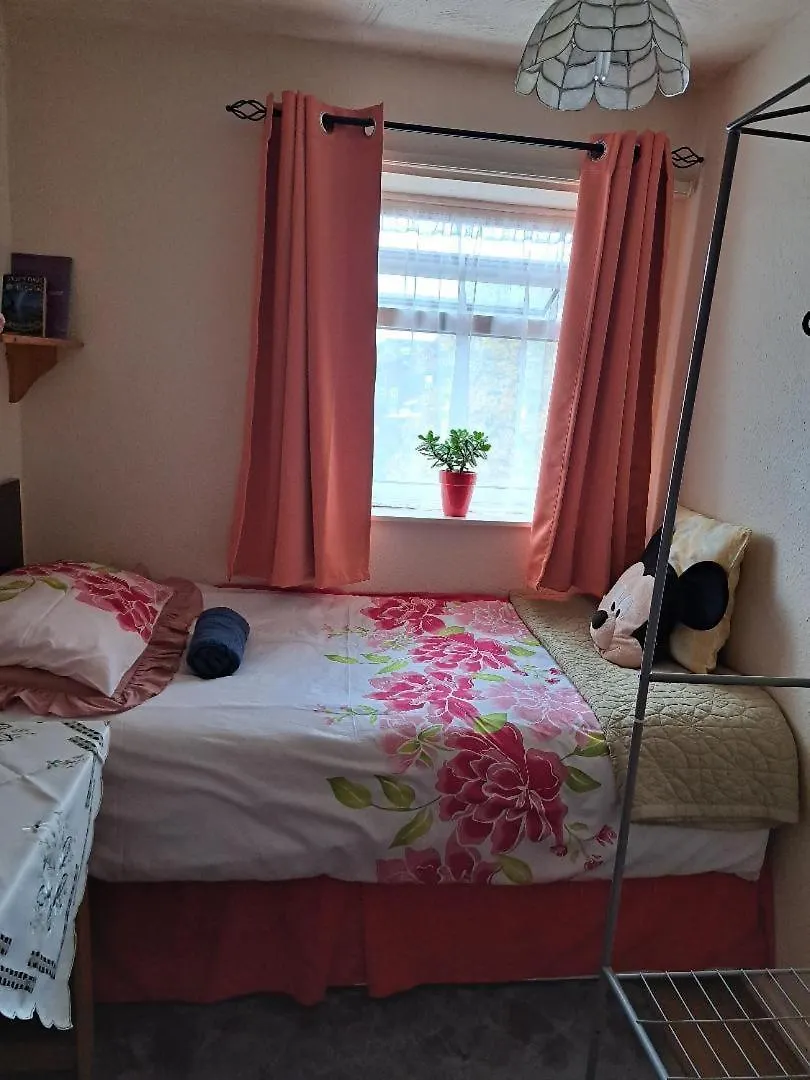 Private Room N 4 Nottingham 0*,